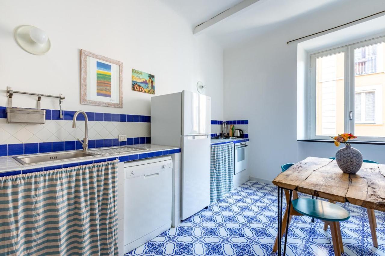 Porta Ticinese Colorful Apartment! * Milaan
