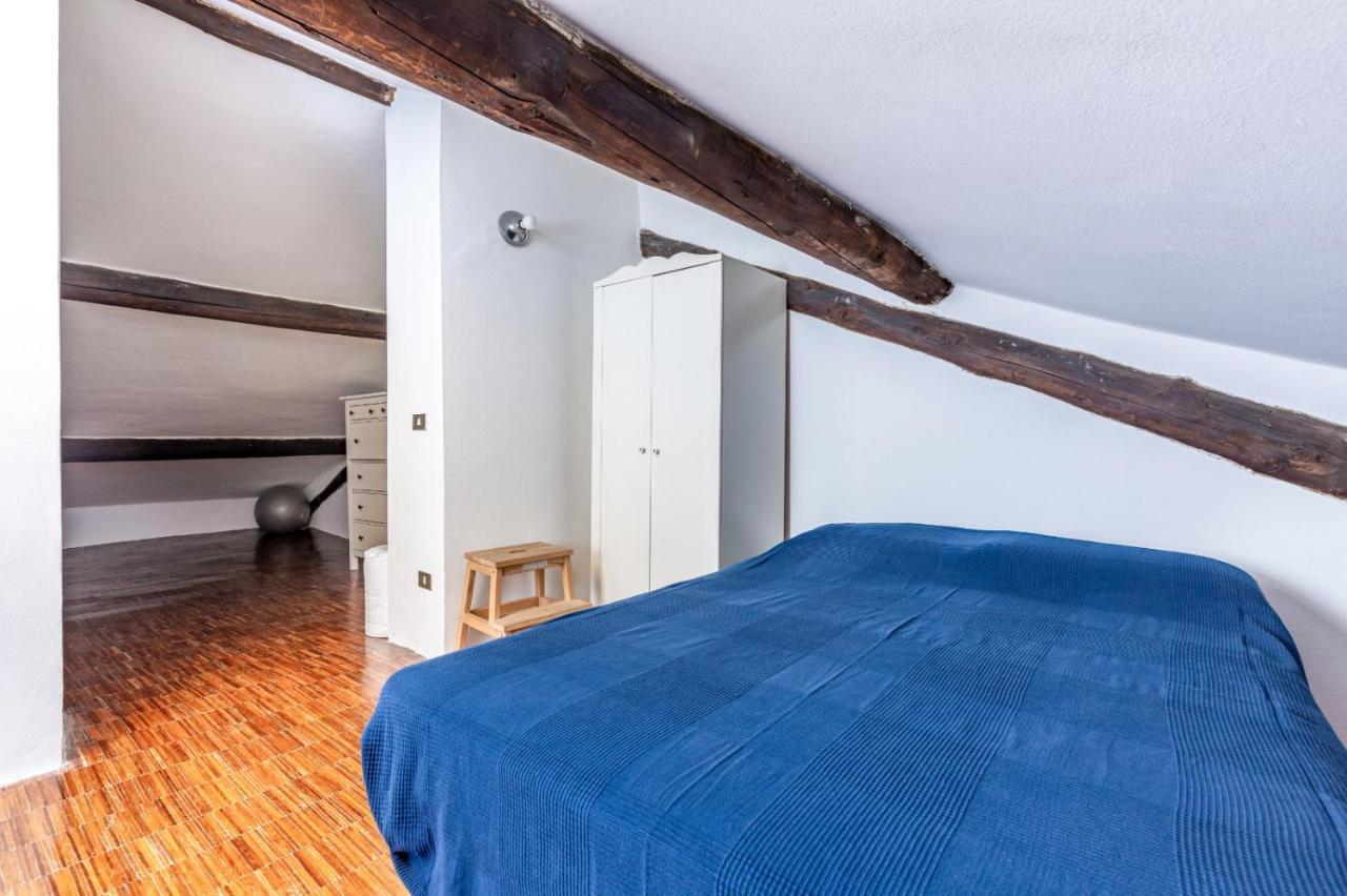 Porta Ticinese Colorful Apartment! * Milaan